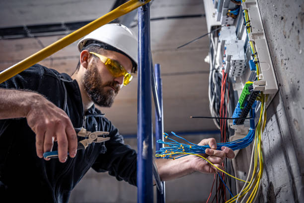 Best Ceiling Fan Installation Electrician  in Suquamish, WA